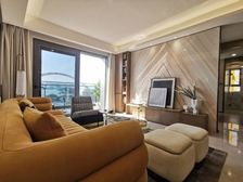 海珠区越秀天悦江湾 南向精装修4房 270度俯瞰江景