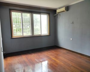 国际村别墅6室3厅2卫南朝向1250.0万元/套出售