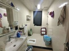 绿地玫瑰城,小区环境好,临近4号地铁站,艾溪湖三中