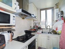 风荷苑3室1厅1卫1阳台南北6/6层