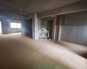 龙域香醍半岛3房1厅70万