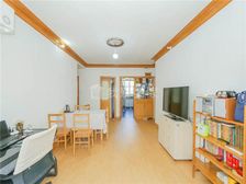 栖山家园,南北通透大两房,诚意出售,厅朝南,近云山路6.14