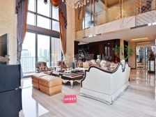 业主急卖 送车位 587平8居 南北向豪华装修 自住保养好