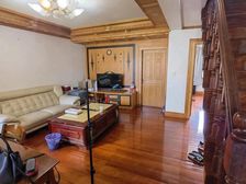 中大新苑5室2厅2卫南朝向139.0万元/套出售