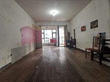 正南上青佳园1室2厅精装修