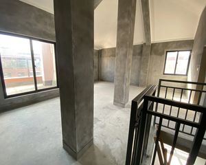 绿岛新城3室3厅2卫南朝向89.0万元/套出售