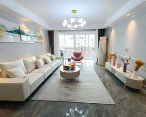 梅福园4室2厅2卫南朝向199.0万元/套出售