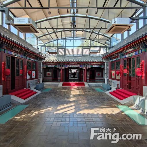 什刹海德内大街正规二进四合院会所接待出租 四合院