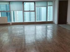 数码科技中心220平9万/年多套,有钥匙,免费停车