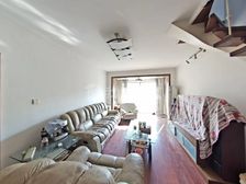 华阳佳园顶楼跃层双阳台带大露台南北通透全明户型