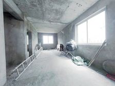 独幢别墅,带大花园,房东自住,看房方便格局好