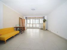 总监推荐: 中间位置,水系花园,视野开阔,没有遮挡