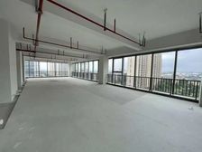 星湖湾商住楼4室2厅1卫南北朝向338.0万元/套出售