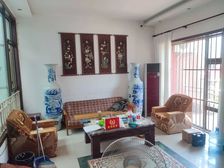 鸿福天地5室3厅精装修