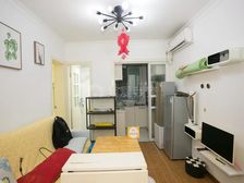 济阳三村:小区中间位置 阳光无遮挡 院子超大超舒适 边套全明