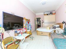 房东诚 意卖,价 .格可以谈,租金能到4600,看房方便