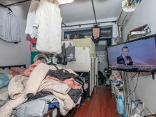 内环内 繁华地段 五轨交汇处 天井10平左右 业主诚意