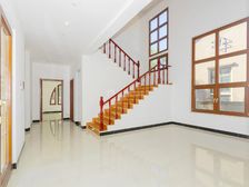 新出御汤山 简装空房,采光超棒,南入户,临景观带,南向卧室多