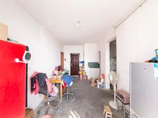 尹山湖 楼层好 诚信出售 价格好谈 看房方便 欢迎咨询 看房