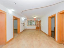 品质小区,近低铁,户型正气,小区花园位置,诚意出售