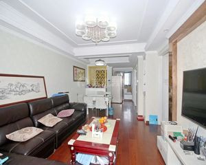 中高楼层采光好,南北通透,税费少,出行方便,送车位