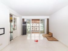 主卧朝南,独立电梯,小区中心位置,采光充足,精装修