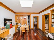 商品房 小区花园位置 中楼层 临1号莲花路站 随时看房