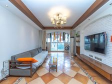 本小区少有大四房 轨交9号站 百万重金打造