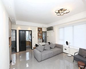 近地铁 精装修 拎包入住 两开间朝南