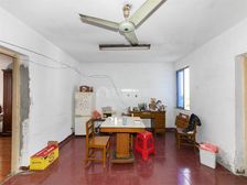 现代花园 总价低 面积大 户型正气 业主诚心卖 看房方便急急