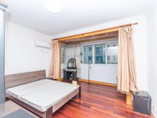 一梯两户,近轨交,户型方正,采光通风好房,朝南厅带大窗!