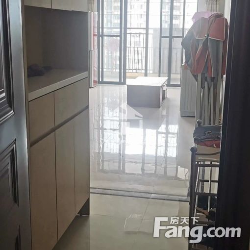 大唐盛世二期4房2厅精装修1500元