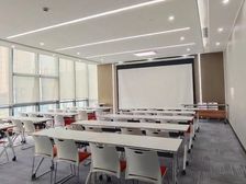 江北奥体中心旁 商业广场CBD大厦280平 带家具