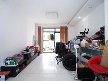 视野宽阔,无遮挡,采光充足,交通便利,配套齐全。