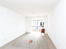 14年次新小区,顾村标杆电梯三房,近地铁门口即购物街