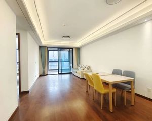 荣安诚品园3室2厅2卫南朝向182.0万元/套出售