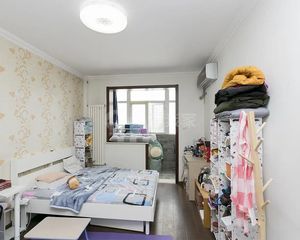 北三环中路12号院,价格美丽2居室,带电梯,双南向