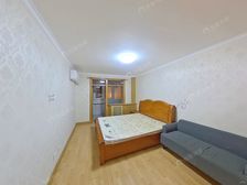 六里屯西里,1993年建,南北通透,明厨明卫