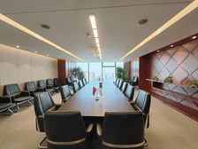 百双 华润万象城2300平豪装整层 带家具 随时看