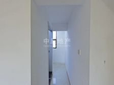 主卧朝南,法式小高层,繁华地段,带露台,精装修