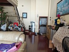 香格里拉花园 读双凤翔+47中 就在小区门口 看上价格可谈