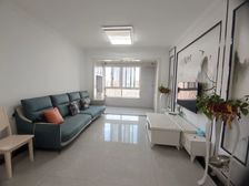 恒生秀山郡3房南精装真实好房