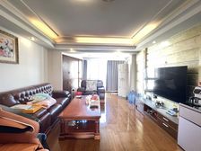 沧海名苑3室2厅2卫南朝向235.0万元/套出售