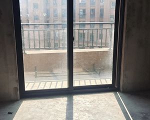 峰锦丽庭3室1厅1卫南朝向102.0万元/套出售