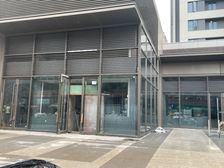 (清盘急售)七中旁绿城!滨河鸣翠!沿街现铺 可重餐 客流大