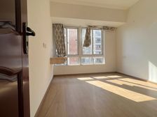 低于市场价二三十万,业主及卖,居家精装高层,近D铁,挥泪甩卖