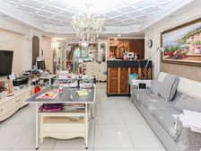 四开间朝南厅南北通 性价比高 诚意出售 看房随时 有书包