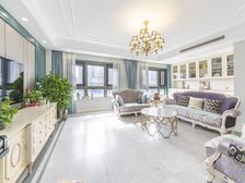 新出玉兰广场三期 洋房顶层复式 精装修保养很好 随时看房