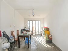 小区花园位置两房 采光好 看房方便业主诚意出售