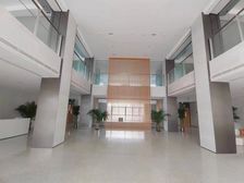 朱辛庄国际信息产业园,300平米精装修带间会议室,可注册